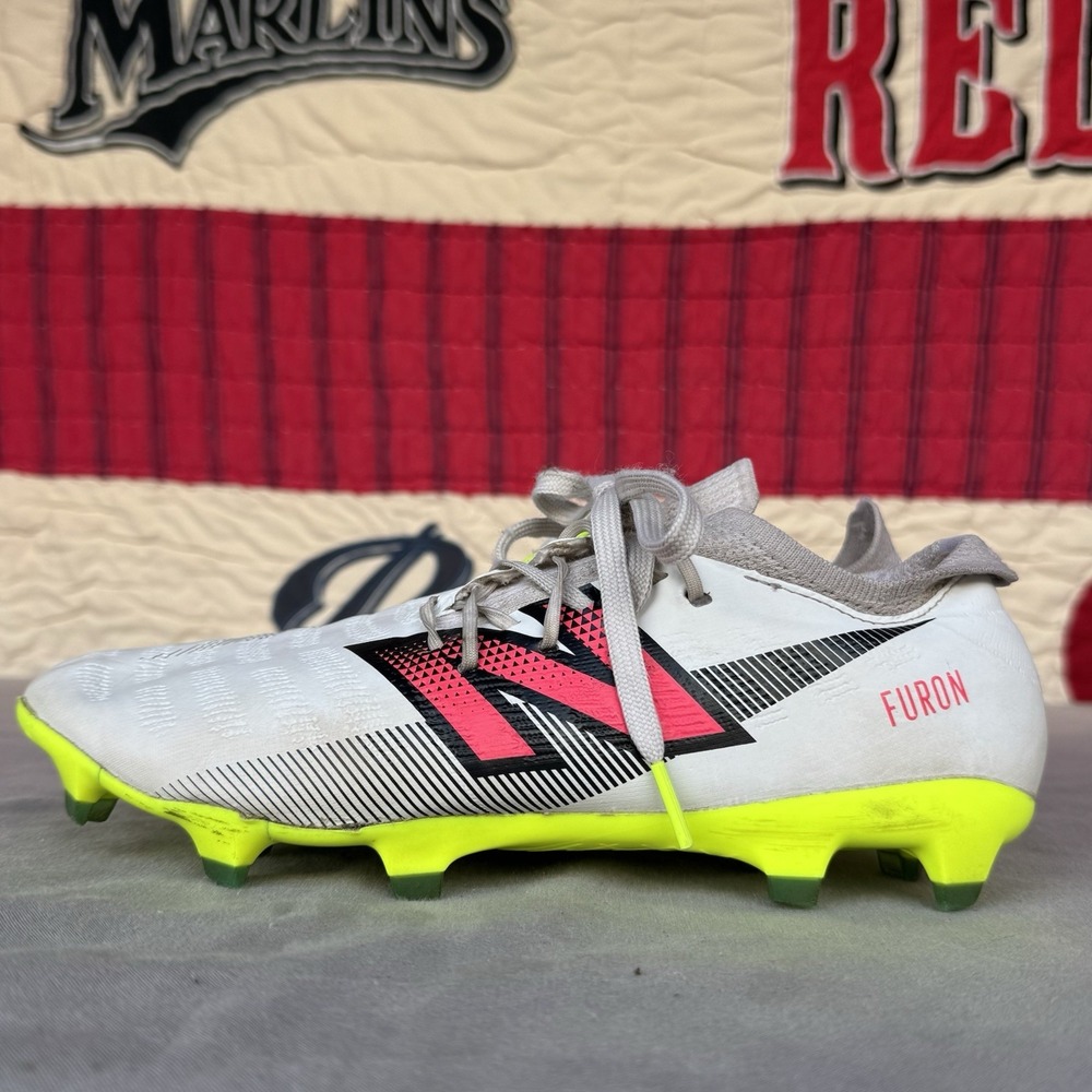 Size 9 - New‎ Balance Furon V8 Soccer Football Cleats Men's White Pink